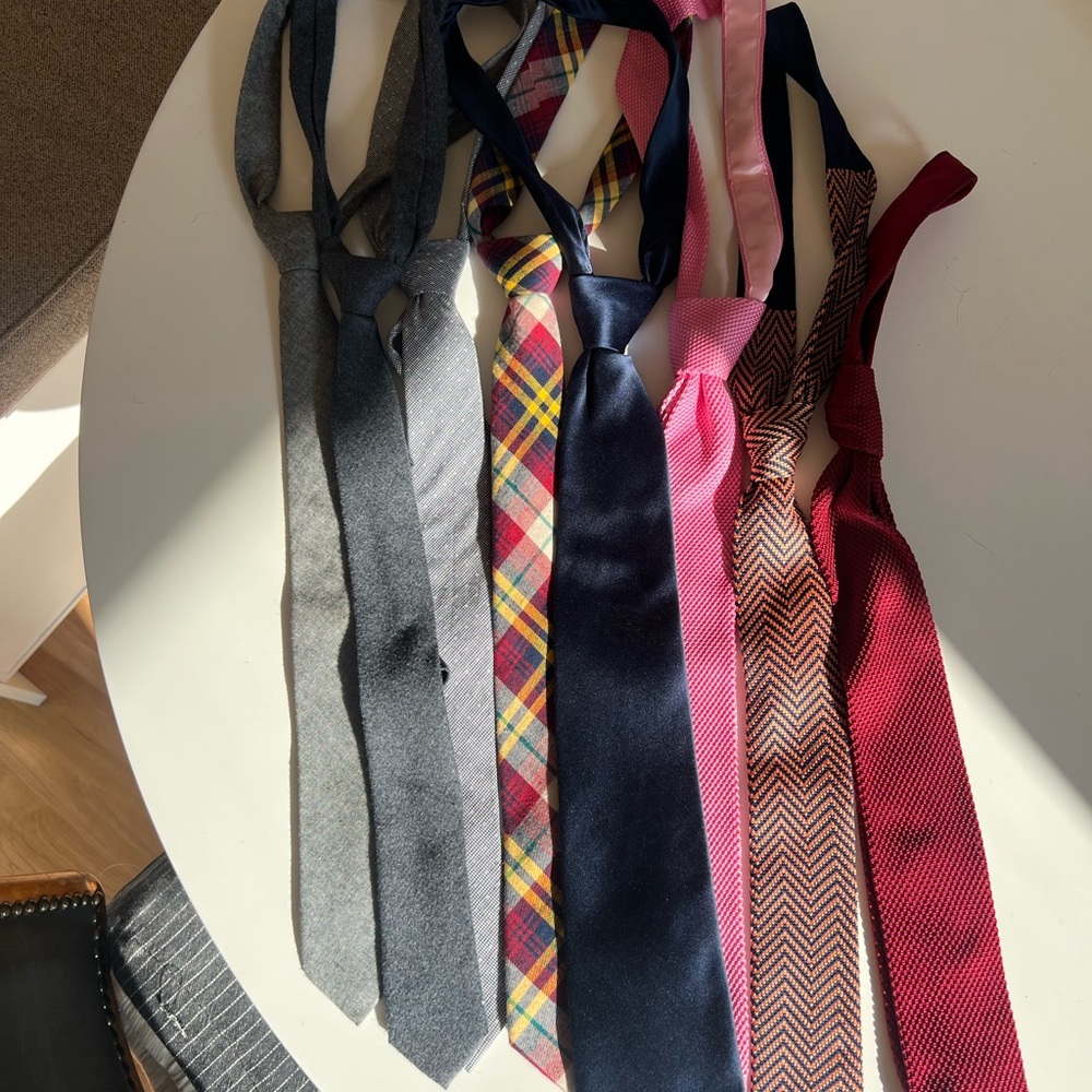 Set of Seven Men's Neckties in Gray, Plaid, Navy, Pink, Herringbone, Burgundy